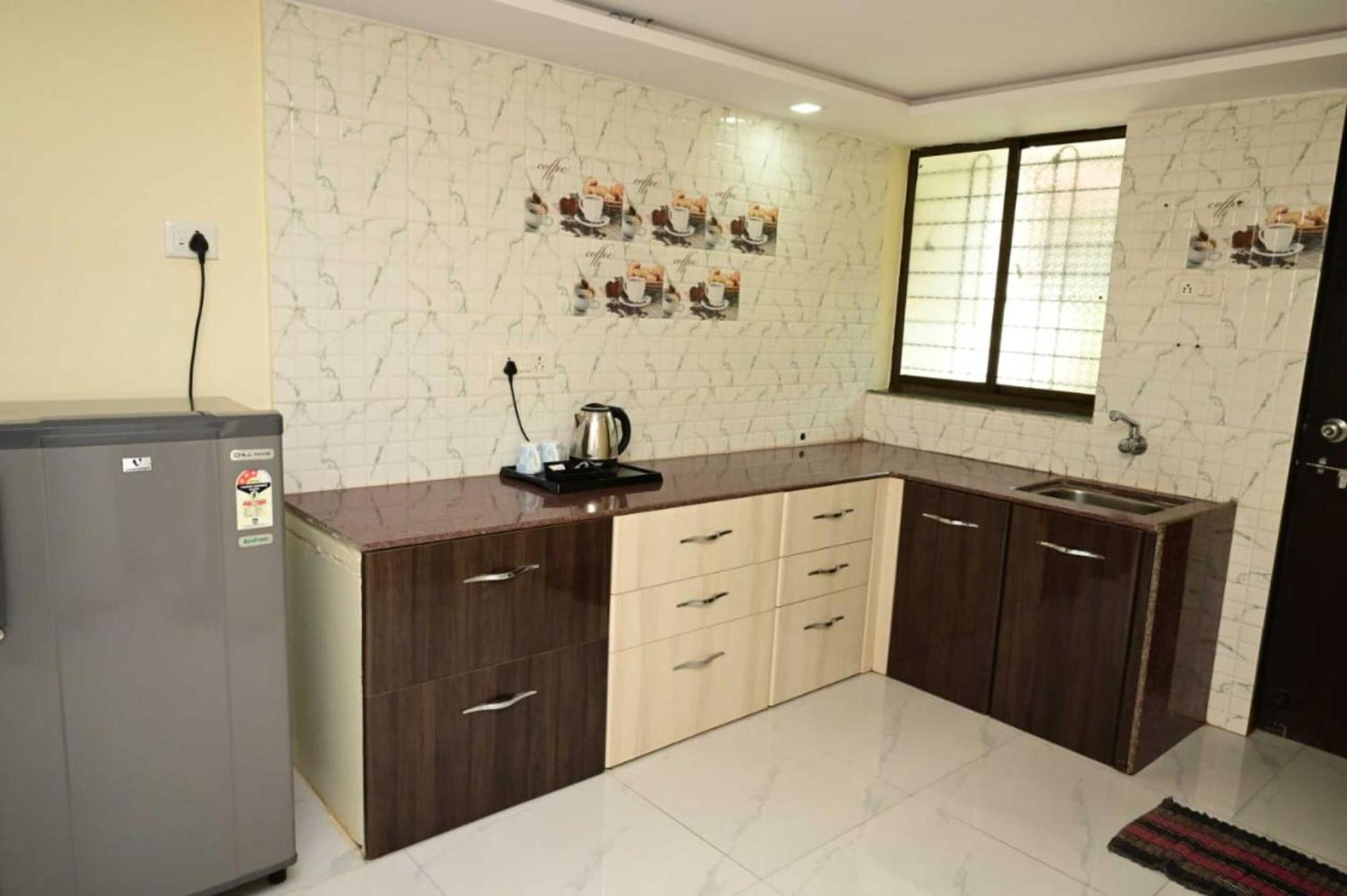 מלון Gimvi Wada Chirebandi מראה חיצוני תמונה